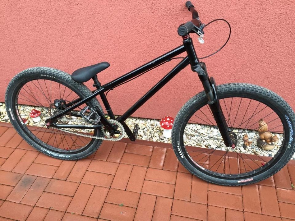 Bazar Mtb dirt cena 7 000 Kč - inzerce Freestyle kola - BMX.cz